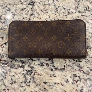 Louis Vuitton Zip Wallet